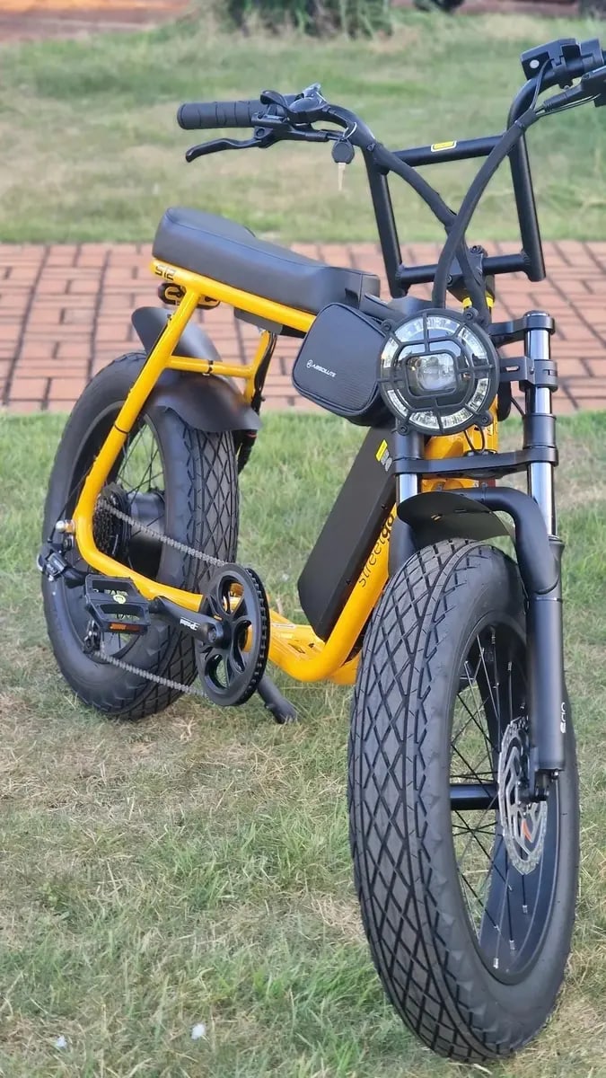 StreetGo S12 amarela à pronta entrega na Pantera em Quirinópolis